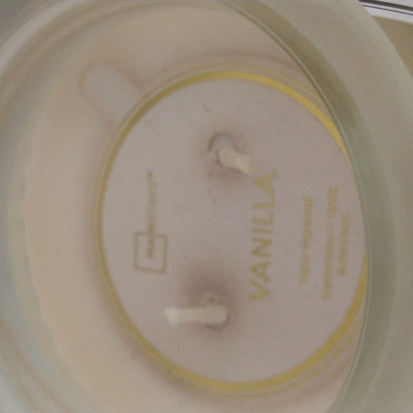 Candle - Picture 2 of 3